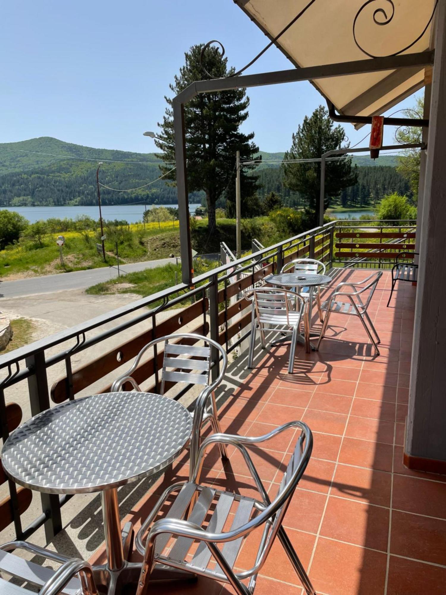Fd Lorichella Hotell Lorica Exteriör bild
